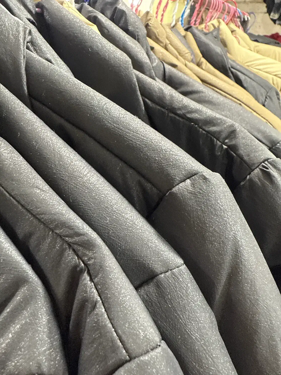 به تعدادی مزدی دوزی پالتو ومانتو|استخدام صنعتی، فنی، مهندسی|تهران, سلسبیل جنوبی|دیوار