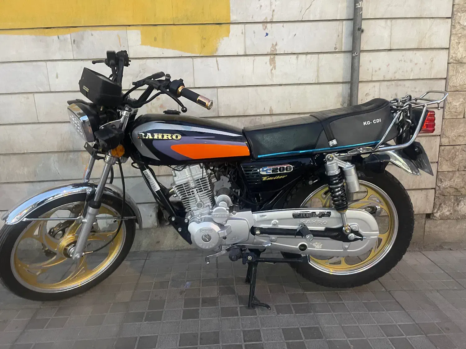 موتور هوندا۲۰۰رهرو|موتورسیکلت|اصفهان, آهنگران|دیوار