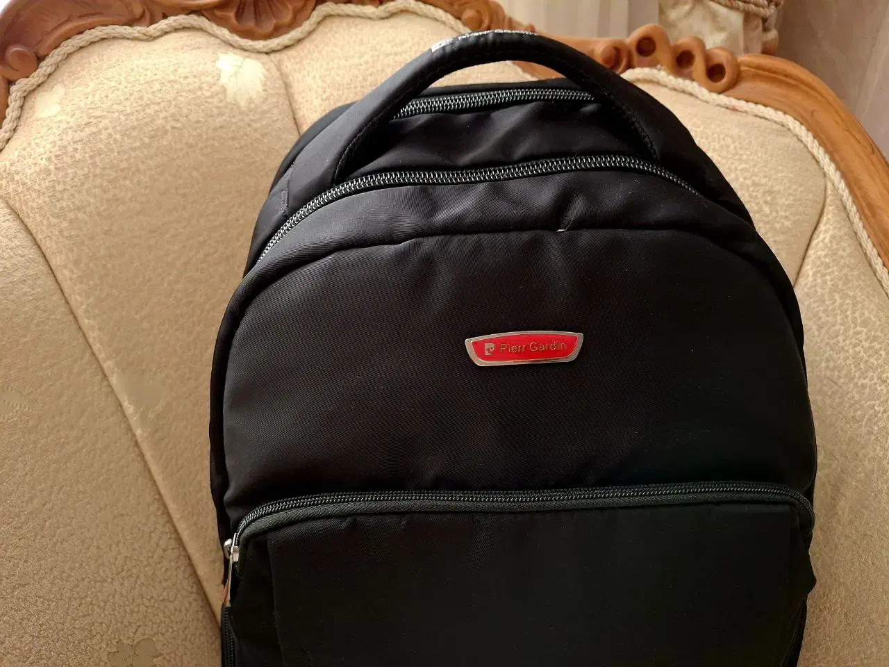 کوله پیرگاردین اصل نوی نو و۲عددکیف لبتاب واداری|کیف، کفش، کمربند|مشهد, بهشت|دیوار