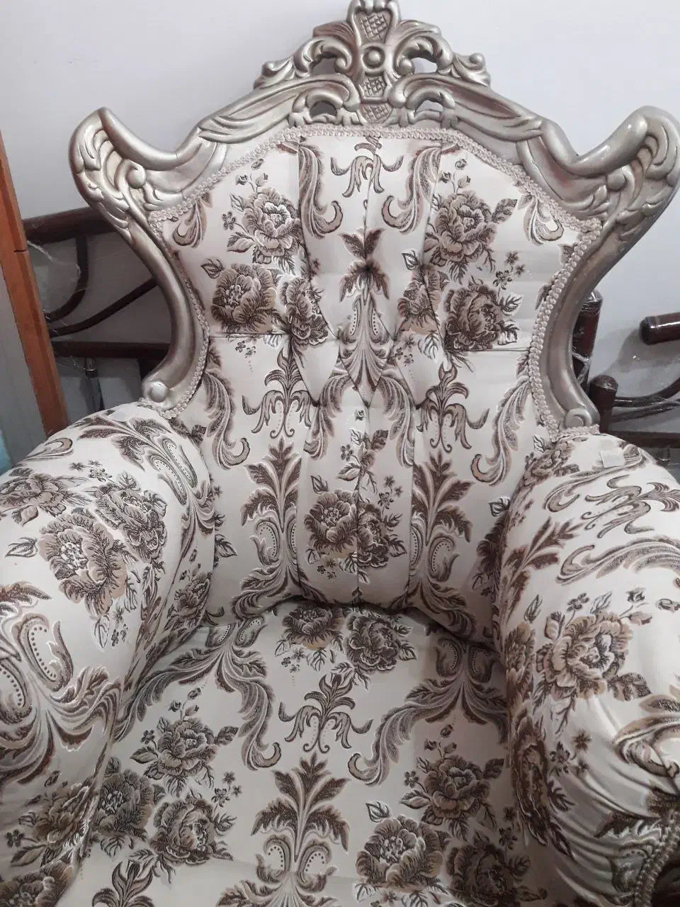 مبل سلطنتی ۹ نفره کارکرده|مبلمان خانگی و میز عسلی|گرمی, |دیوار