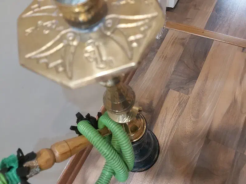 قلیون برنجی قدیمی سنگین|کلکسیون اشیاء عتیقه|بومهن, |دیوار