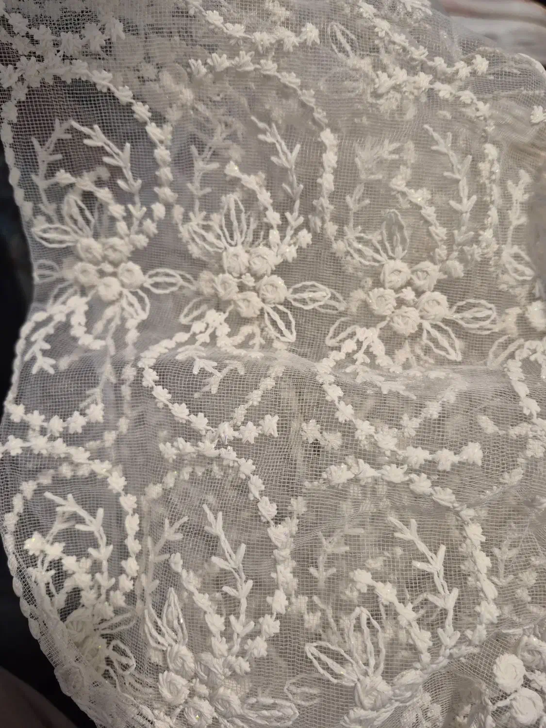 پرده توری پذیرایی با 2 عدد اشانتیون|پرده، رانر، رومیزی|کرج, شهرک فهمیده|دیوار