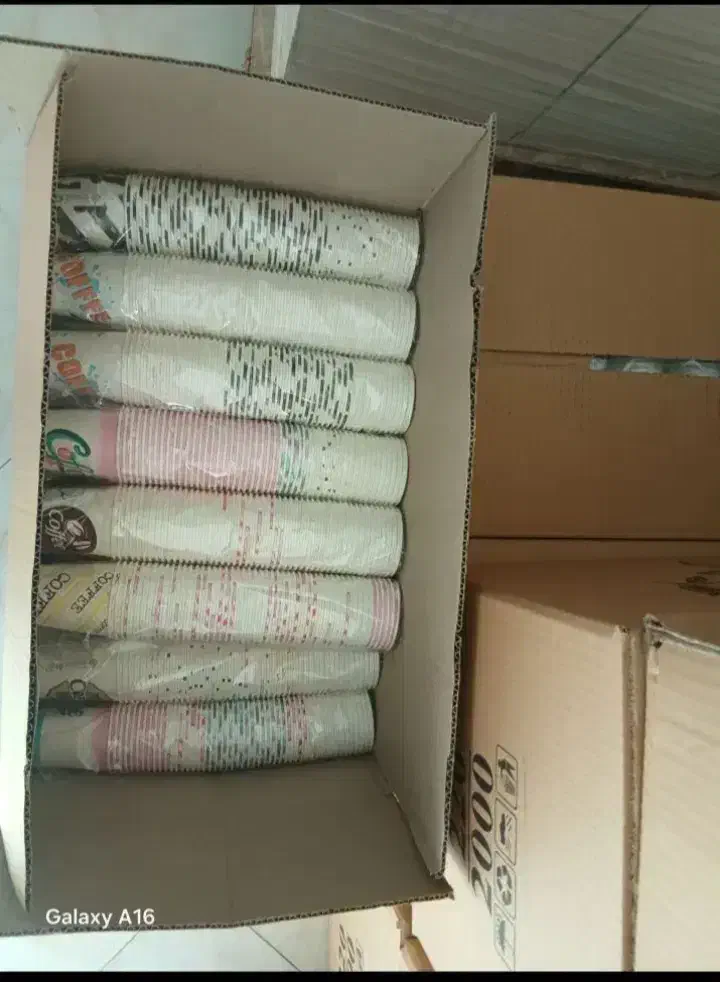 لیوان کاغذی|ظروف نگهدارنده، پلاستیکی، یک‌بارمصرف|کرج, کمال‌شهر|دیوار