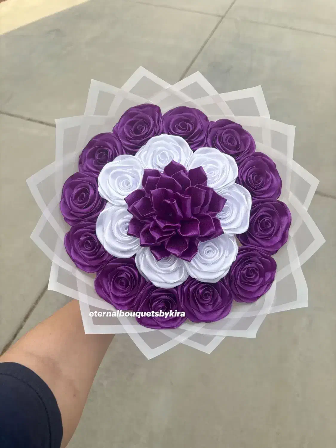 دسته گل بنفش در تعداد شاخه های متفاوت|گل مصنوعی|ارومیه, |دیوار