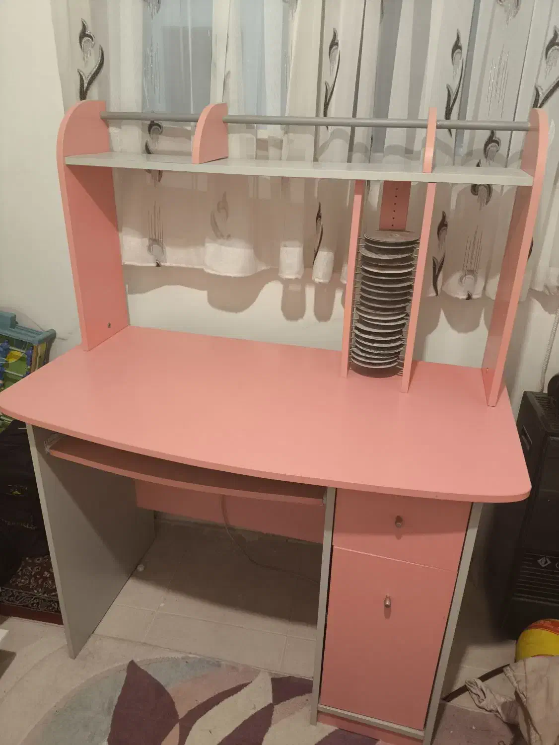 میز تحریر و کامپیوتر مدل آپادانا|میز تحریر و کامپیوتر|بروجرد, |دیوار