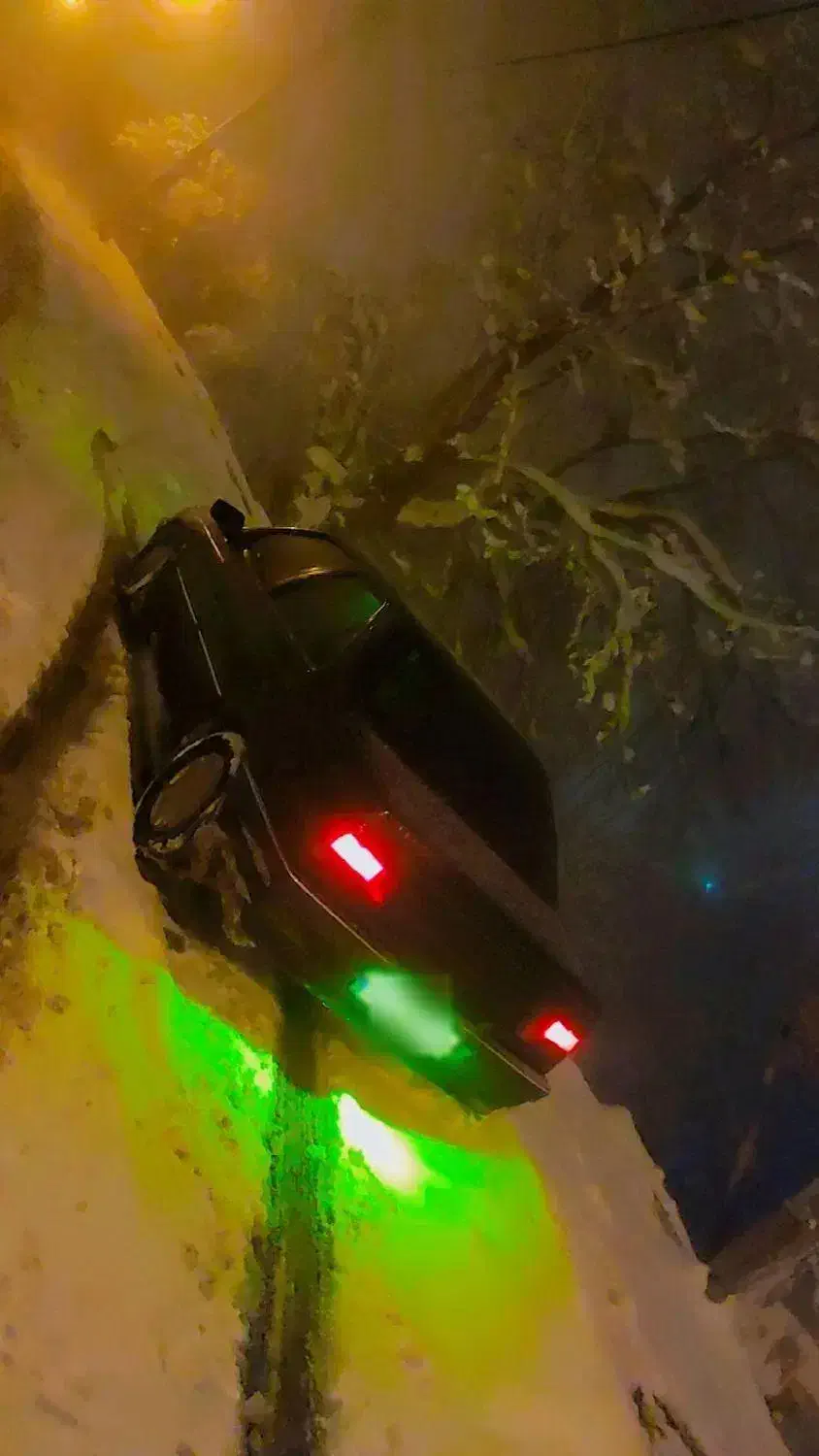 405|خودرو سواری و وانت|کاشان, پشت شهربانی|دیوار