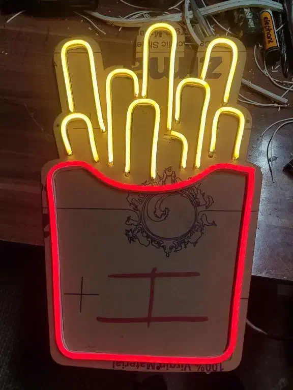 تابلو|ریسه و چراغ تزئینی|بجنورد, |دیوار