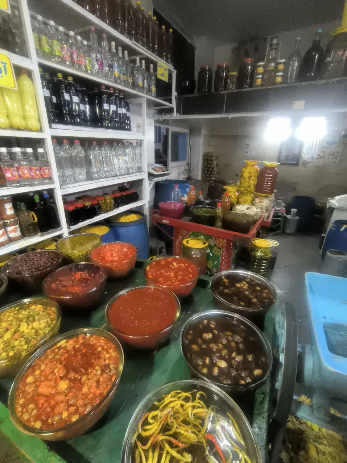 آبغوره سرکه ترشی مخلوط آبغوره سرکه سیر عمده ه|خوردنی و آشامیدنی|تهران, هرندی|دیوار