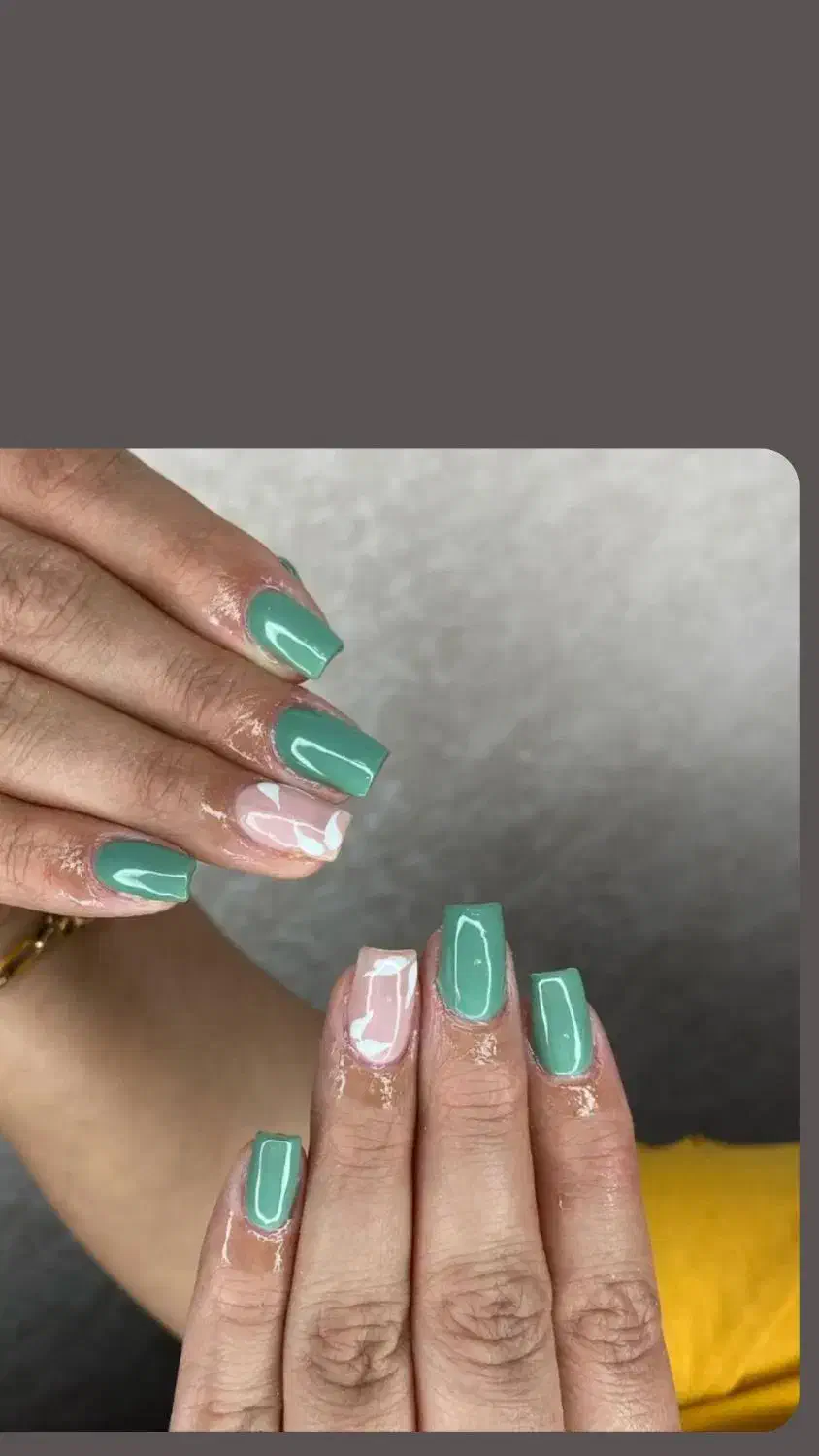 کاشت ناخن|خدمات آرایشگری و زیبایی|بم, |دیوار