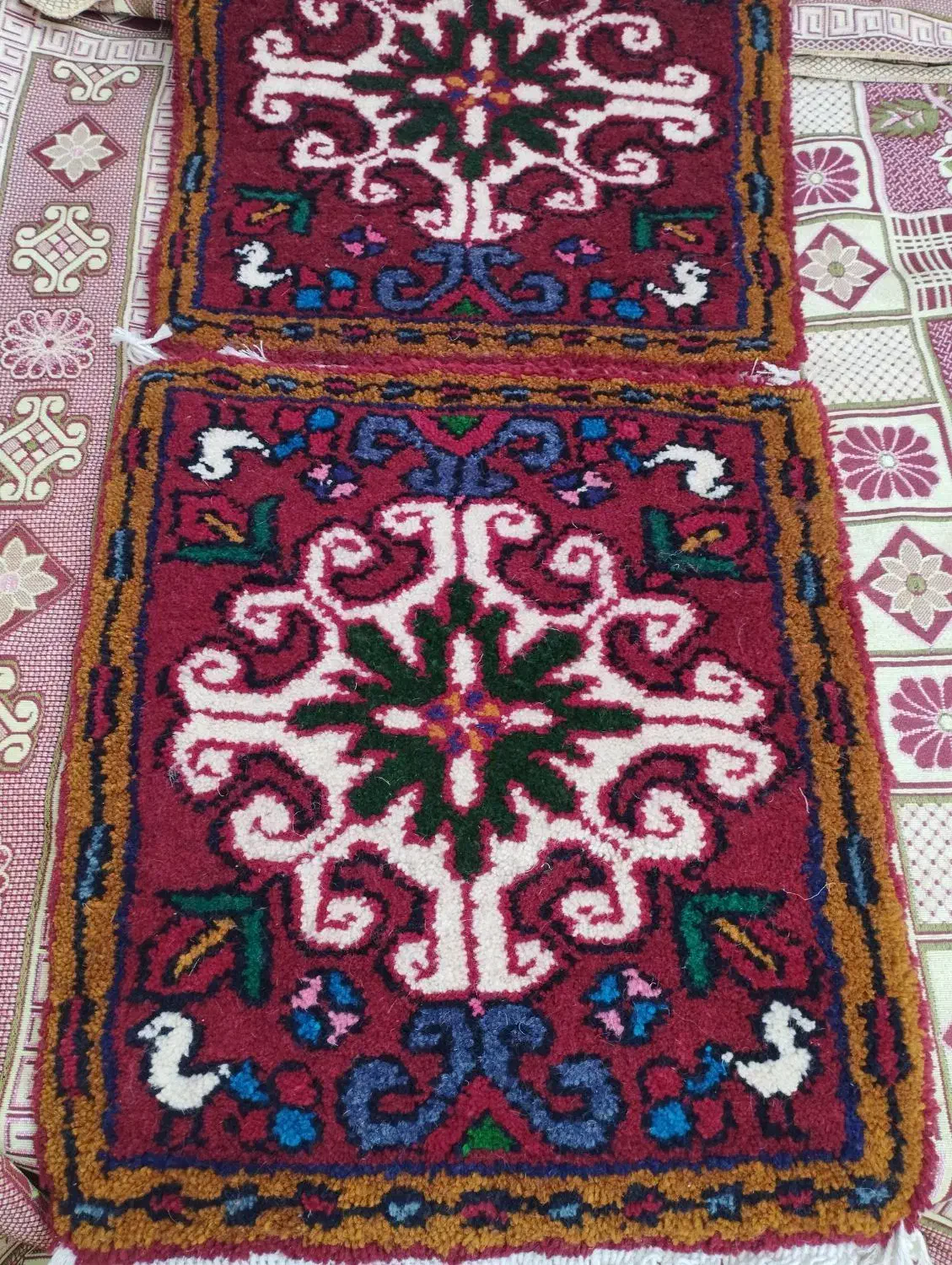 فرش|پادری|اهر, |دیوار