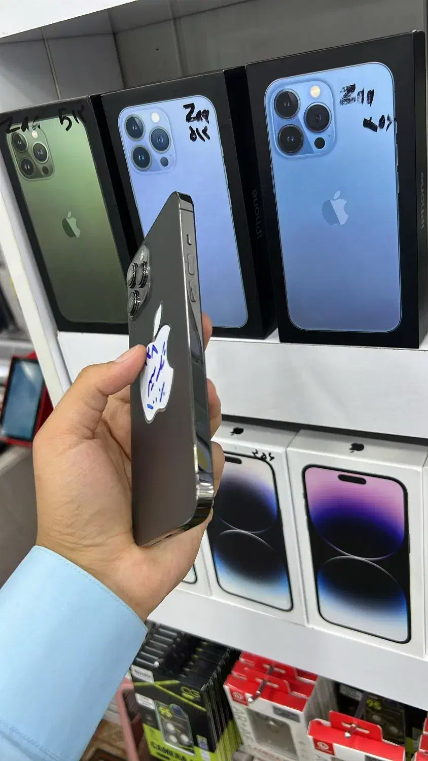 ایفون ۱۲پورمکس|موبایل|زاهدان, |دیوار