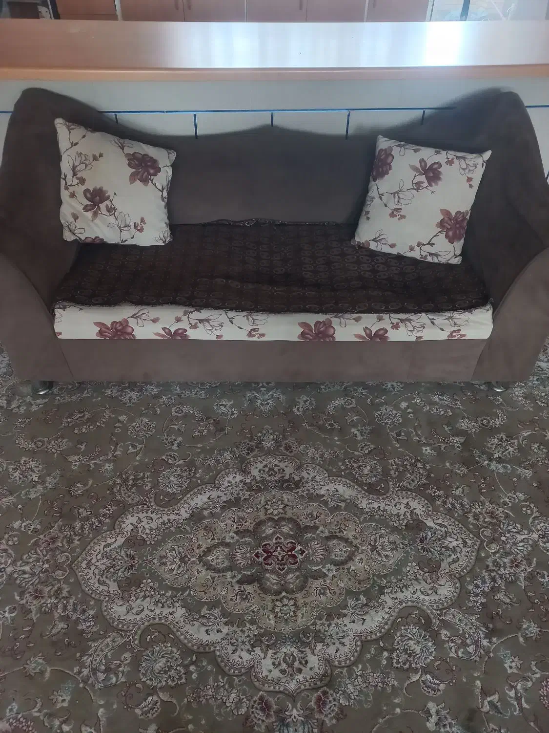 مبل|مبلمان خانگی و میز عسلی|فولادشهر, B8|دیوار