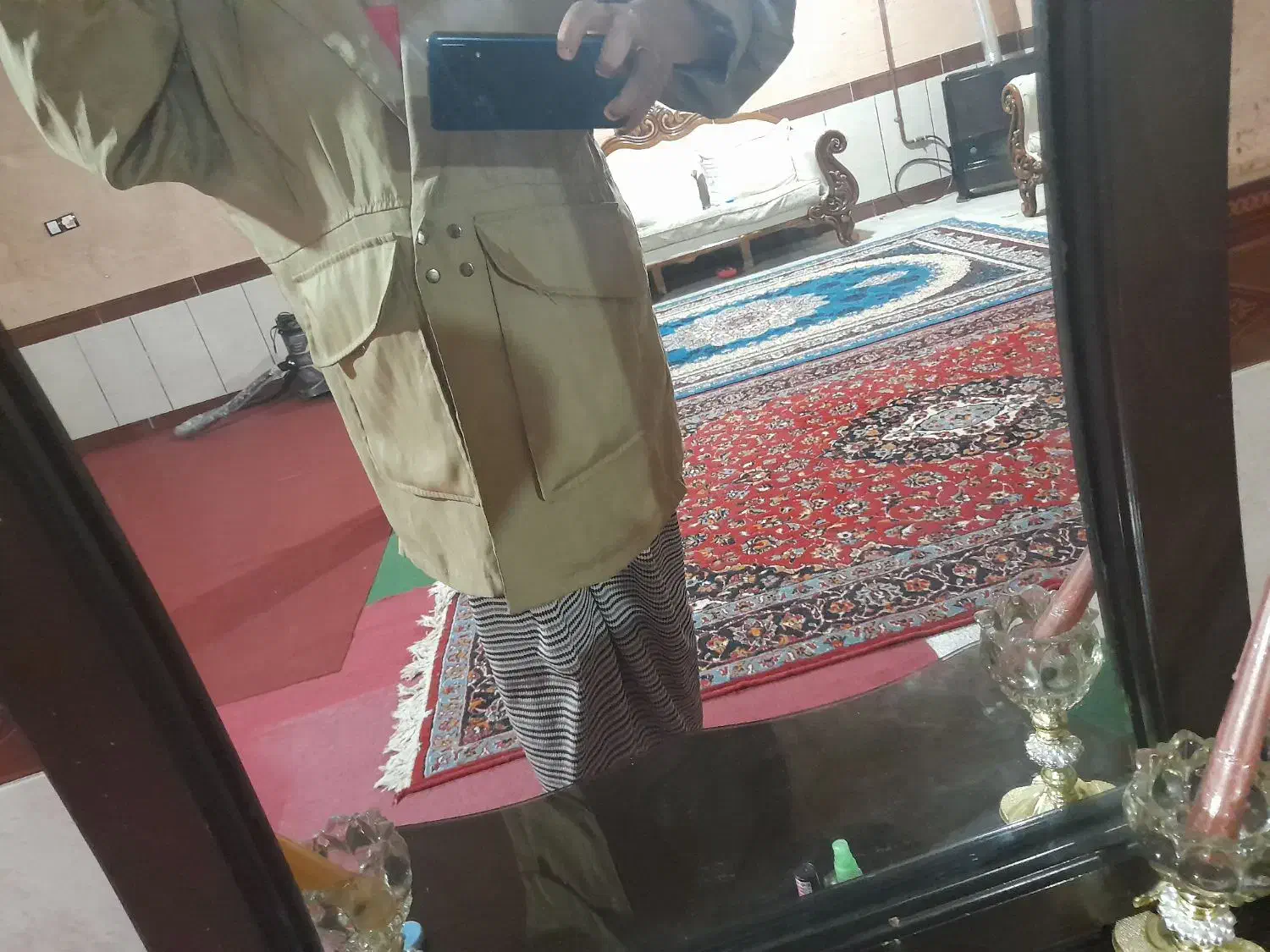 بارانی در حد نو|لباس|اسفراین, |دیوار