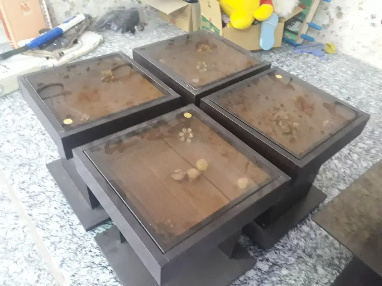 میز جلو مبلی و ۴عدد عسلی فقط ۸۰۰ حراج|مبلمان خانگی و میز عسلی|قم, شهرک فاطمیه|دیوار