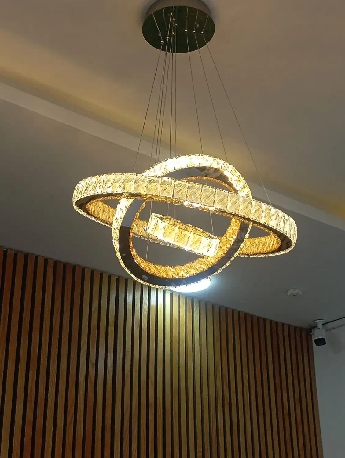 برقکار ساختمان سیم کشی نصب لوستر لاین نوری/ اتصالی|خدمات پیشه و مهارت|پرند, فاز ۳|دیوار