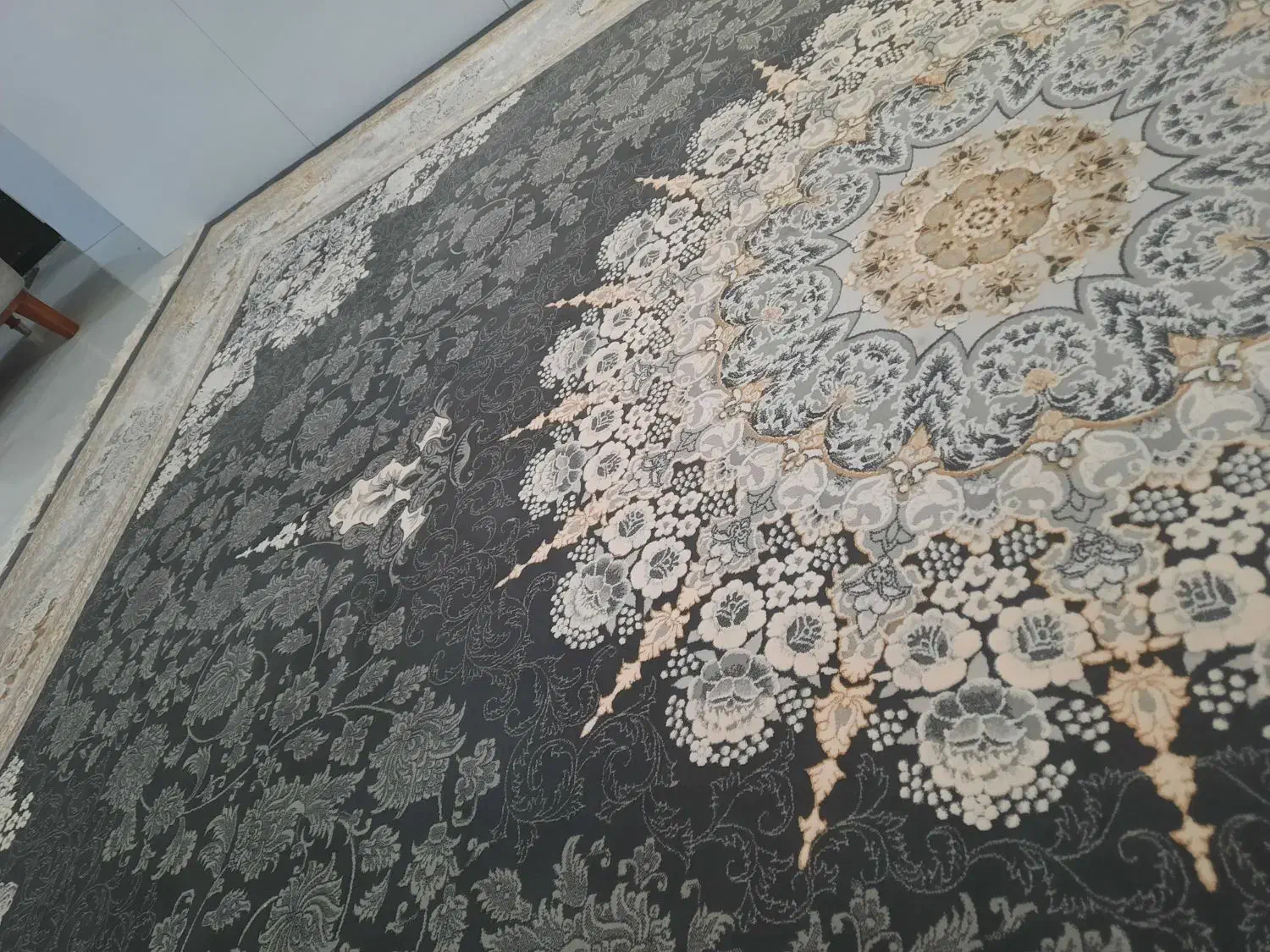 قالی|فرش|اهواز, کوی جواهری|دیوار