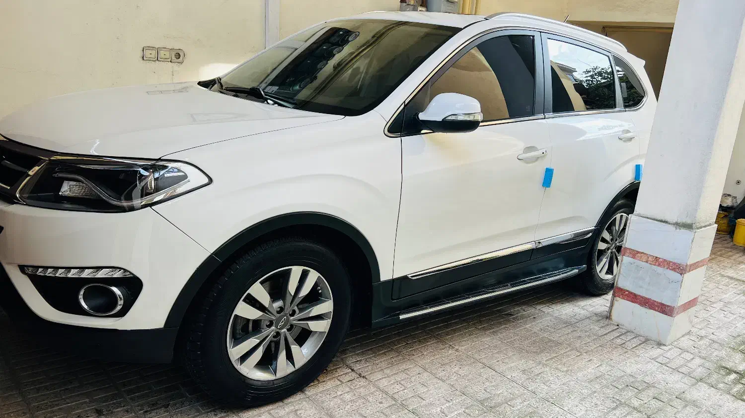 تیگو ۵ لاکچری در حد صفرمانیتور تسلایی|خودرو سواری و وانت|رشت, منظریه|دیوار