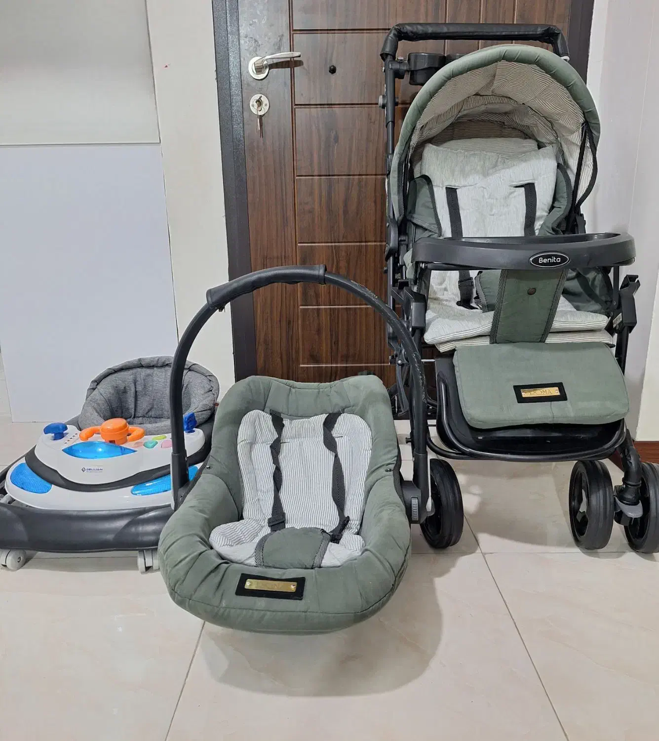 ست کودک|کالسکه و لوازم جانبی|محمدشهر, همایون ویلا|دیوار