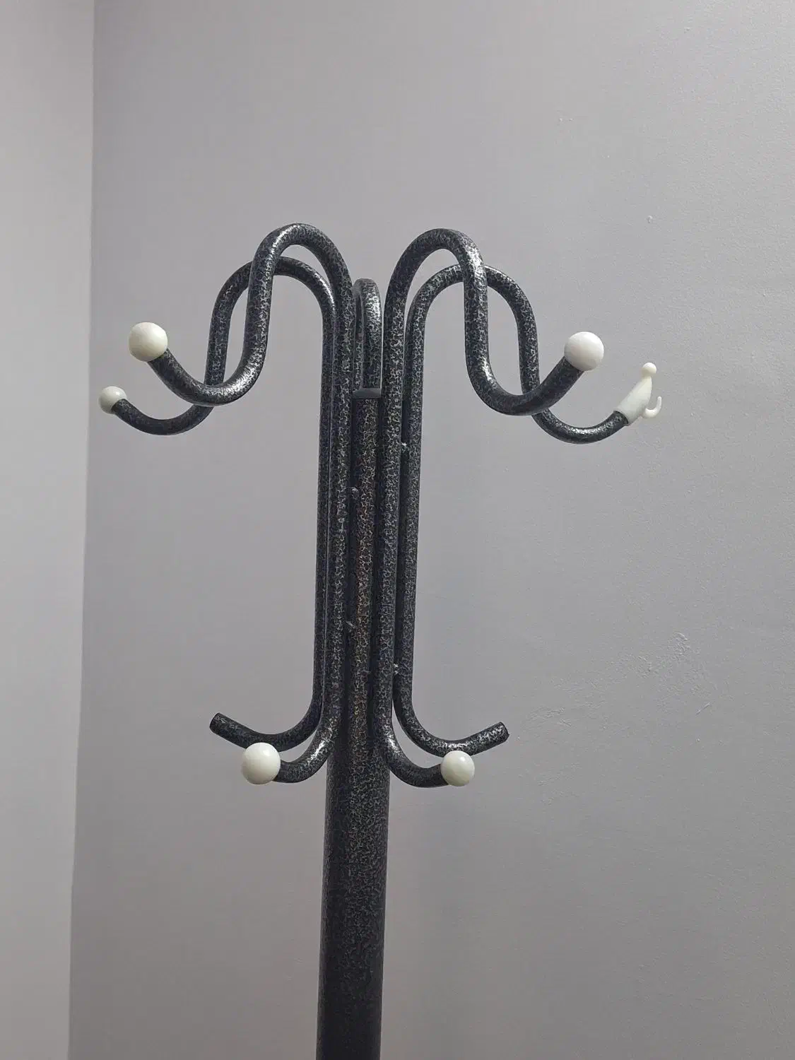 چوب لباسی|بندرخت و رخت‌آویز|بیرجند, |دیوار