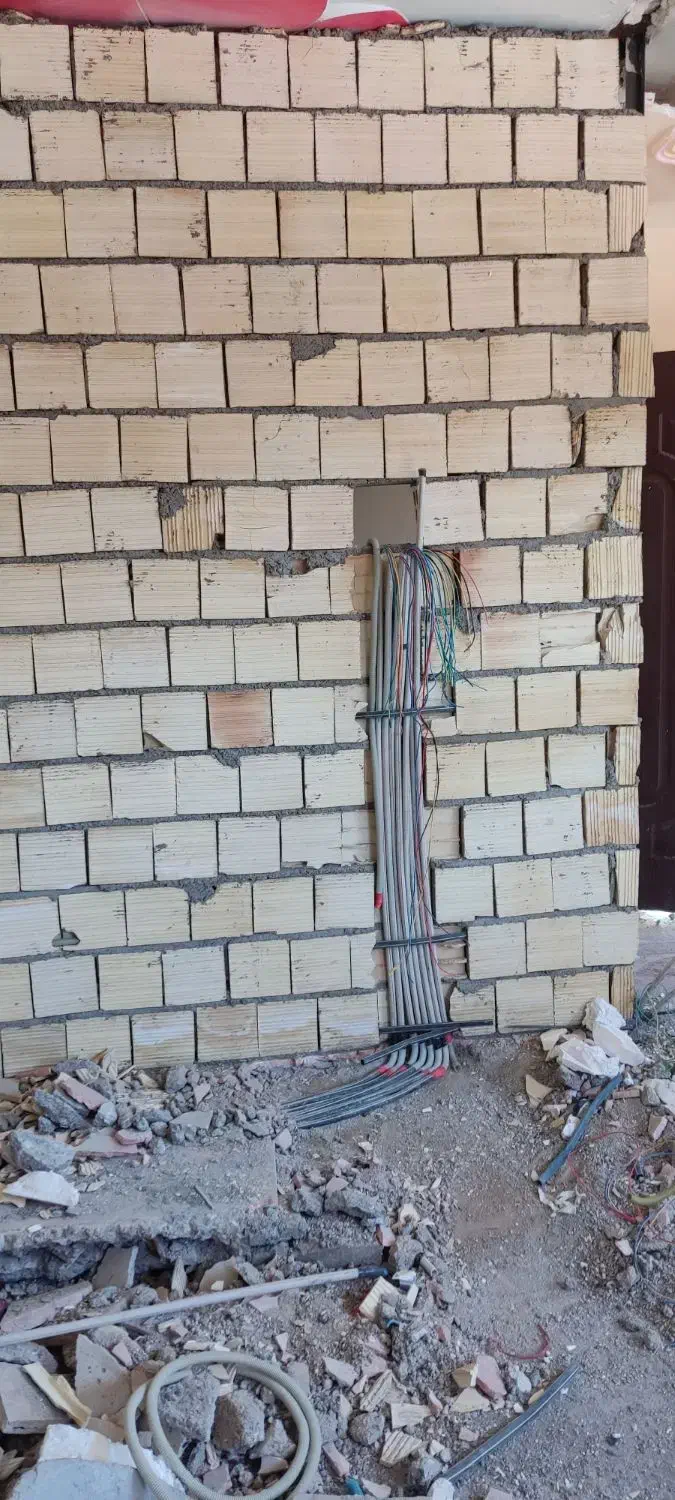 برقکار ساختمان و صنعتی هوشمند سازی|خدمات پیشه و مهارت|خرمآباد, |دیوار