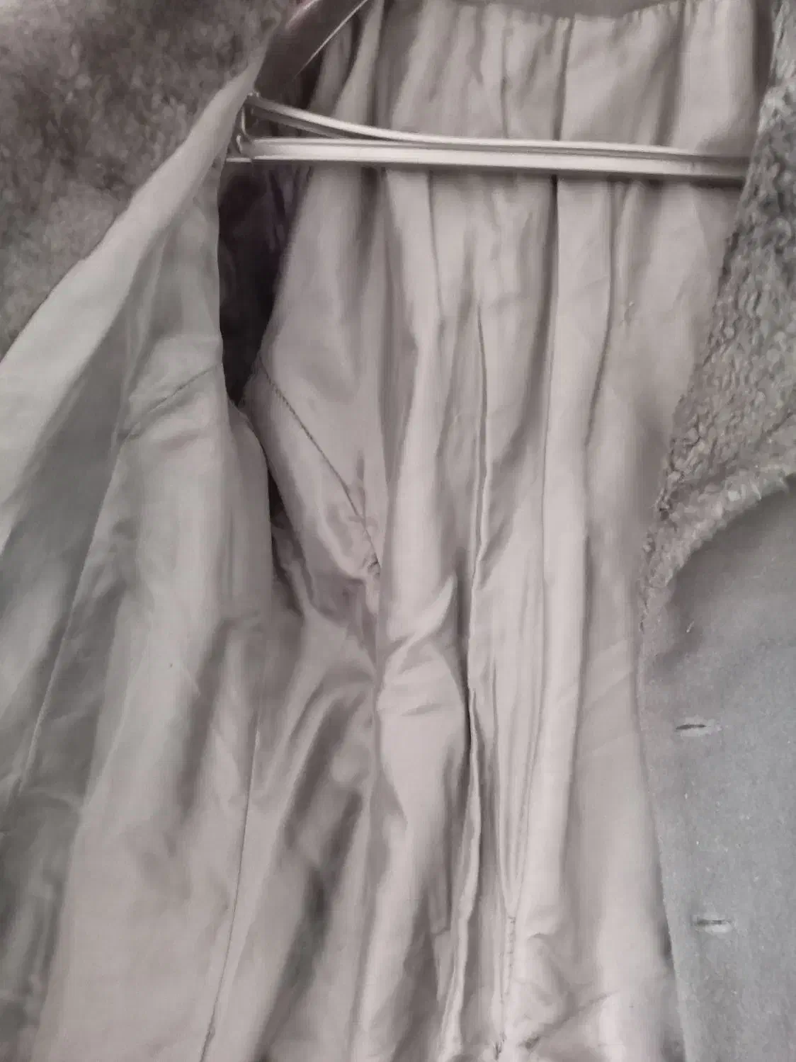 پالتوی مردانه خارجی|لباس|رشت, فلسطین|دیوار