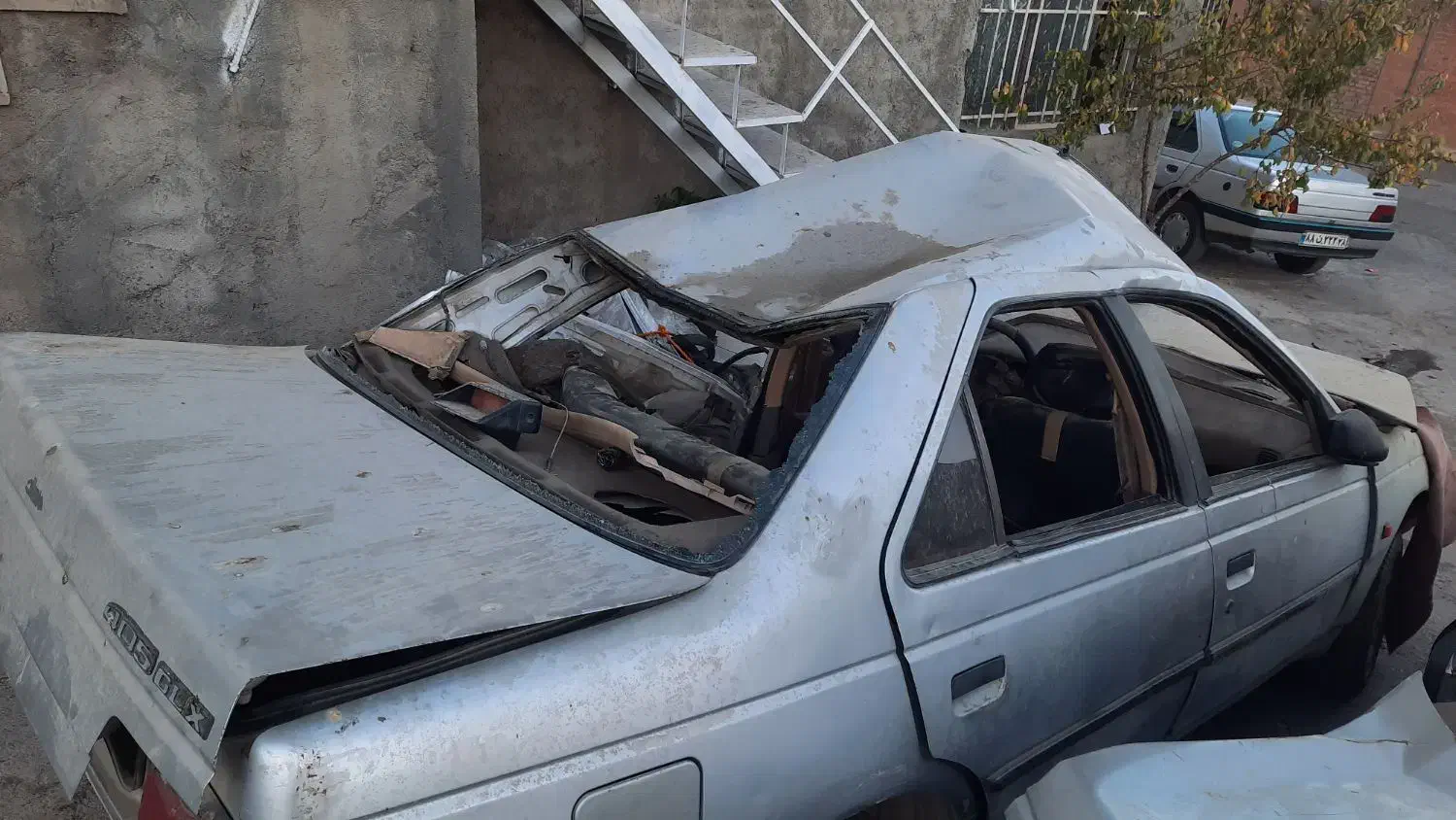 تصادفی بهنام|خودرو سواری و وانت|سقز, |دیوار