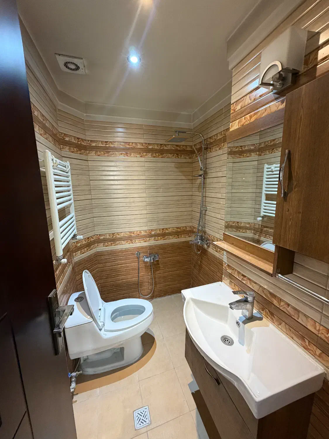 آپارتمان دو خوابه/فول امکانات/گیشا