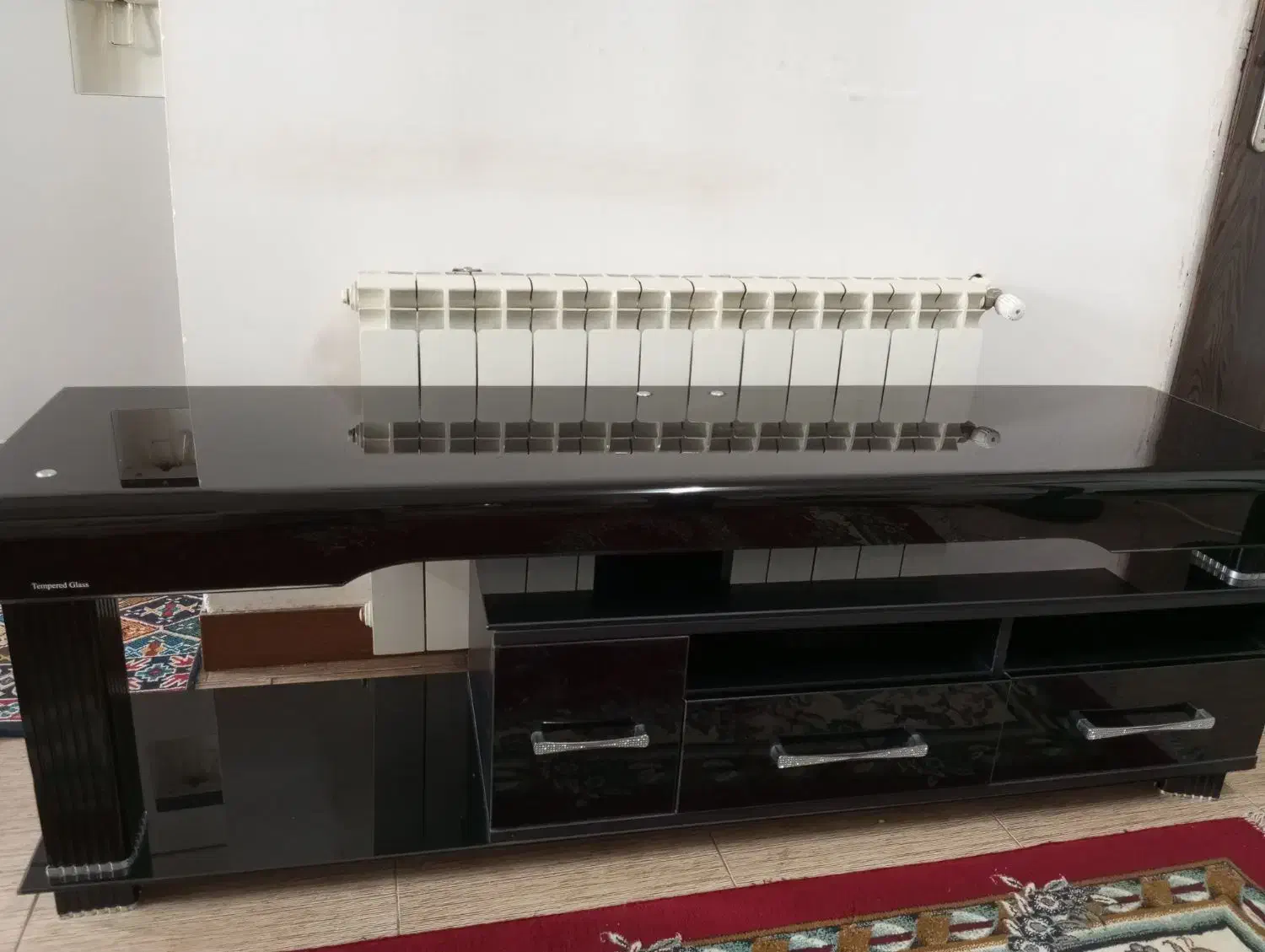 فروش میز تلویزیون سکوریت دو طبقه|میز تلویزیون|رشت, رودبارتان|دیوار