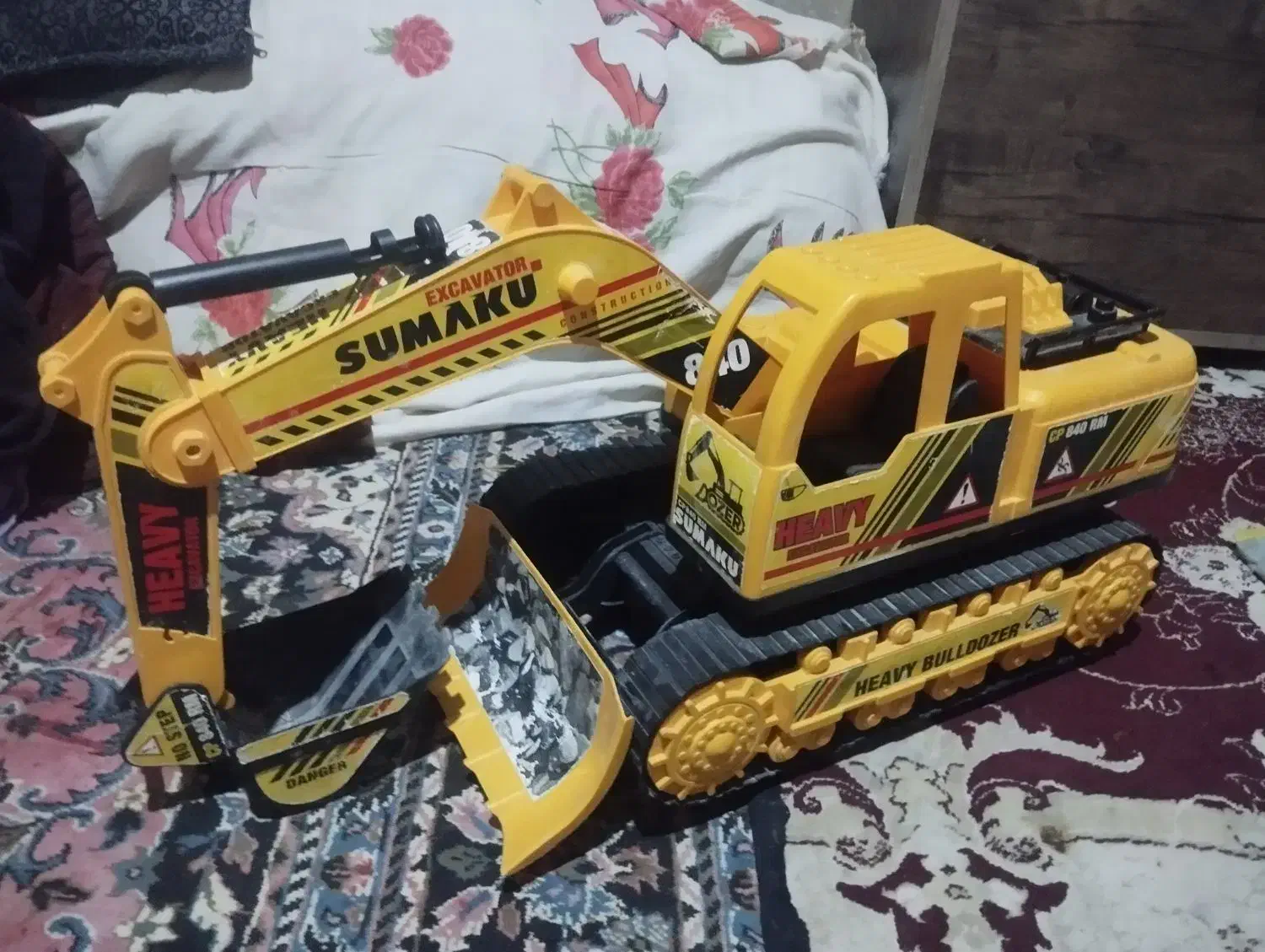 اسباب بازی|اسباببازی|گنبد کاووس, |دیوار