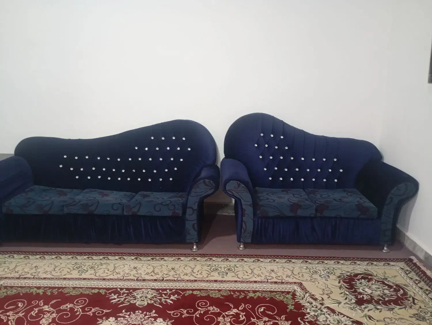 مبل|مبلمان خانگی و میز عسلی|قائن, |دیوار