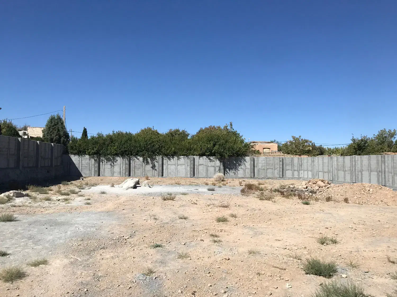 زمین دیوار کشی مسکونی با پروانه ساخت|فروش زمین و ملک کلنگی|مبارکه, |دیوار