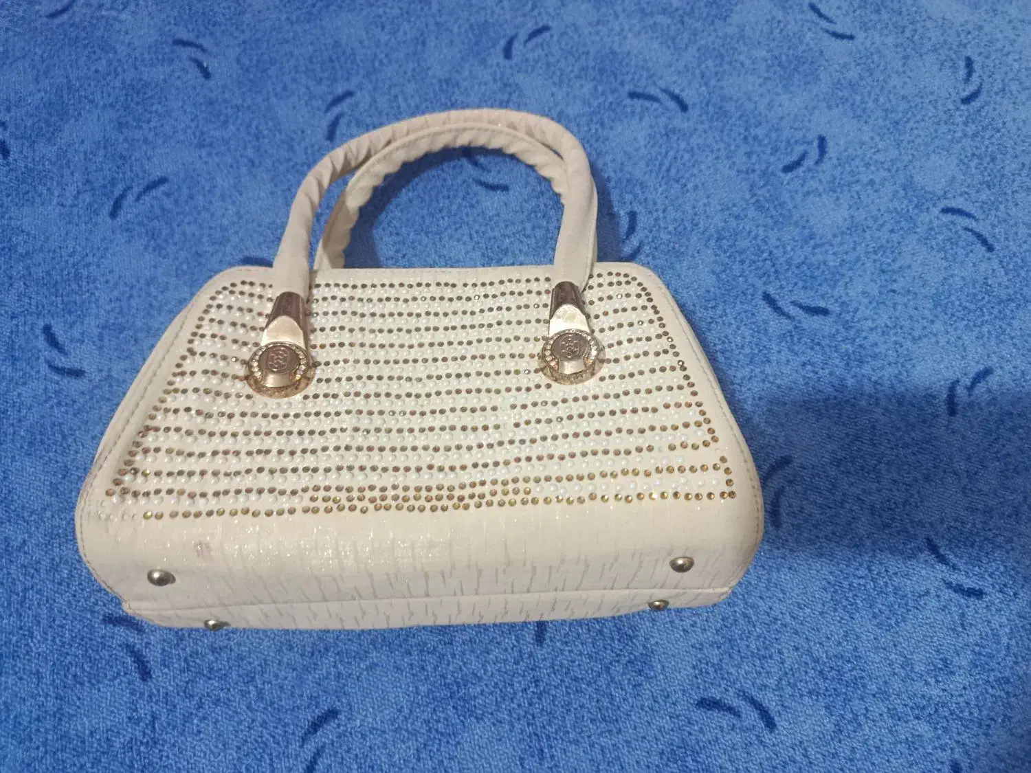 کیف وعینک مطالعه|کیف، کفش، کمربند|الشتر, |دیوار