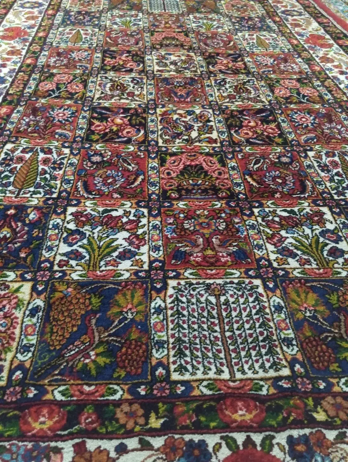 قالی دست بافت|فرش|شهرکرد, |دیوار