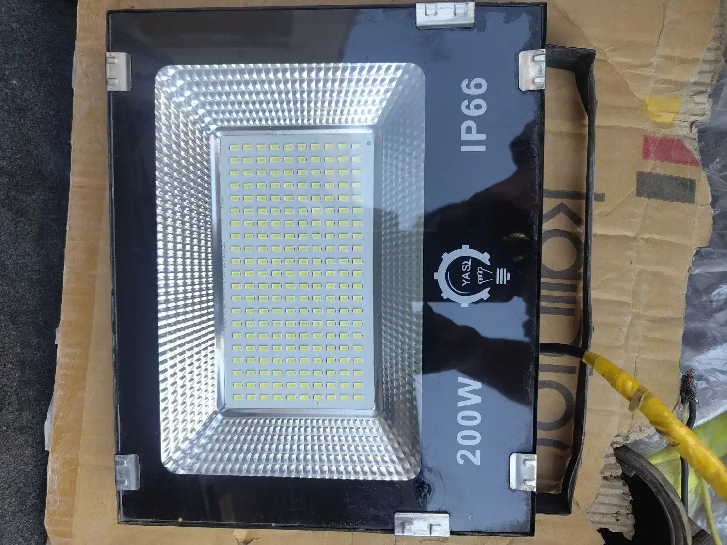 پروژکتور ال ای دی|لامپ و چراغ|شاهرود, |دیوار