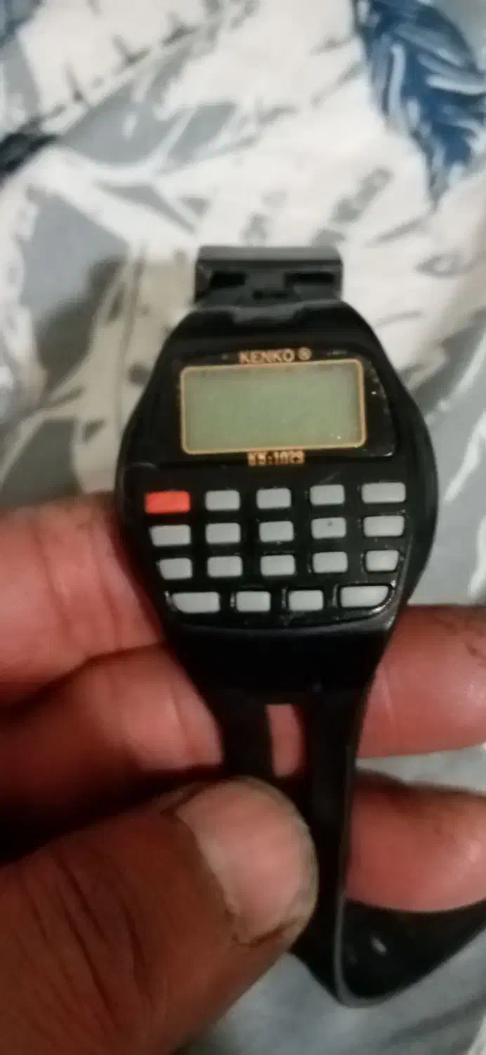 ساعت مچی|ساعت|پردیس, فاز ۳|دیوار