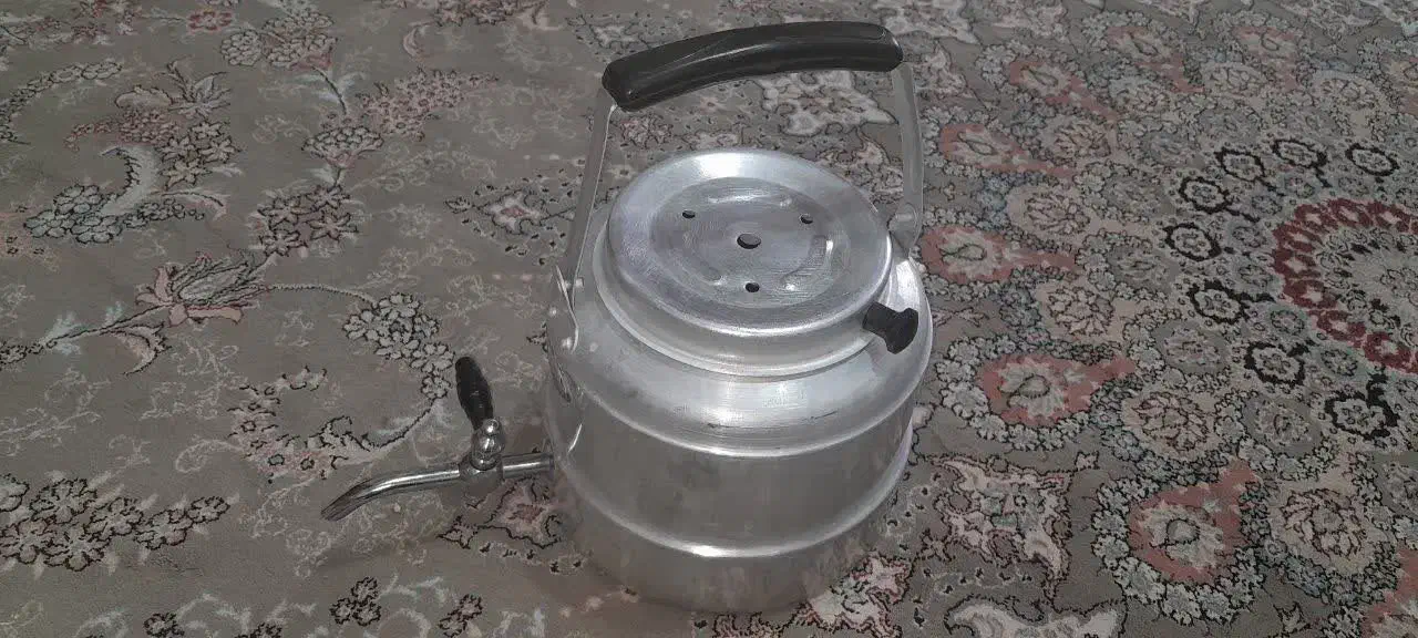 کتری روحی شیردار 4 لیتری|قوری، کتری، قهوهساز دستی|نجفآباد, طالقانی|دیوار