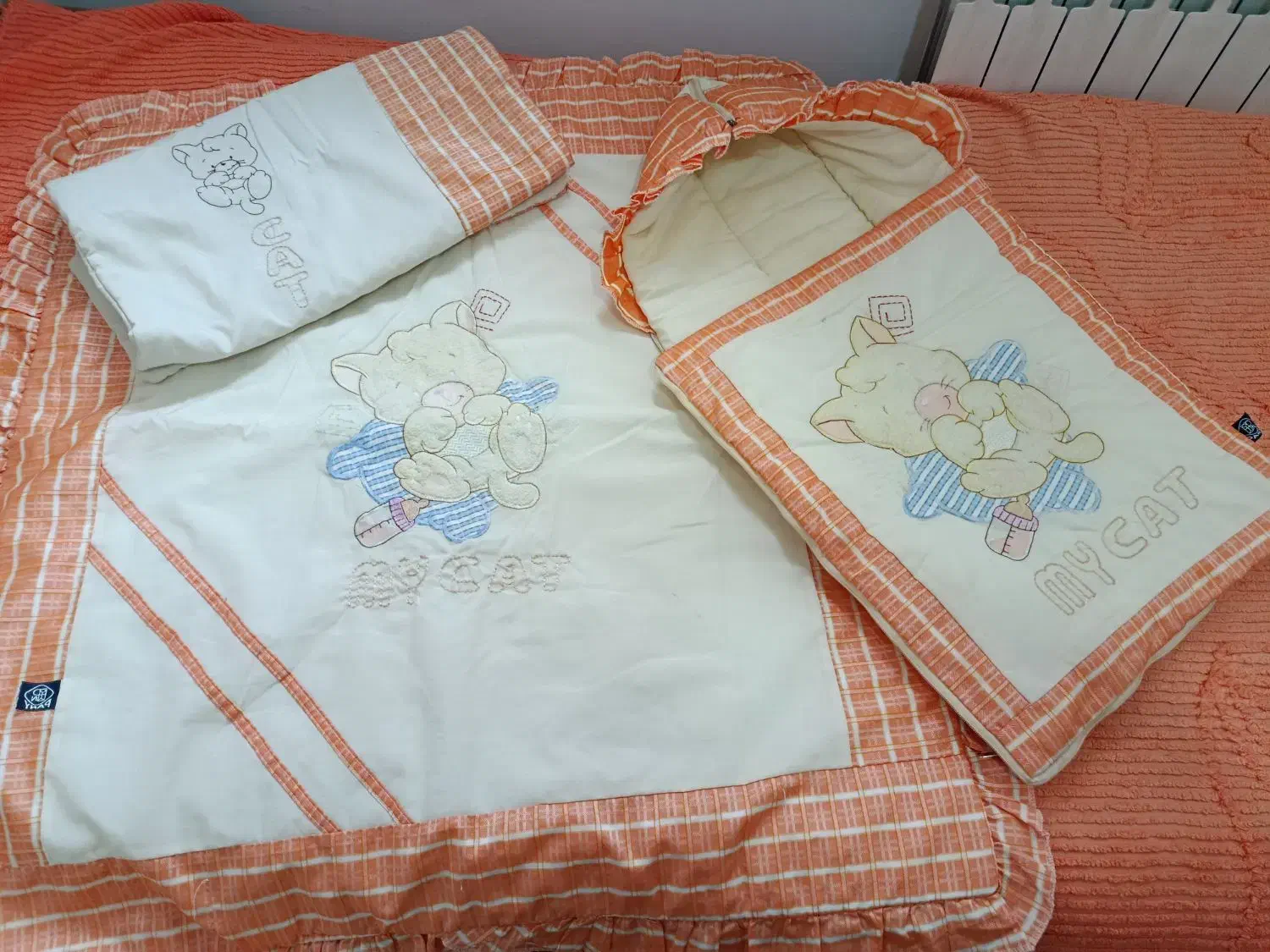 اسباب و وسایل بچه|اسباب و اثاث بچه|بندر انزلی, استادیوم|دیوار