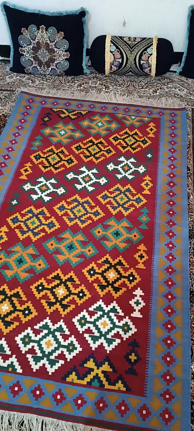 دو عدد گلیم دستباف با نقش و نگار زیبا به فروش می..|گلیم، جاجیم، گبه|بوشهر, |دیوار
