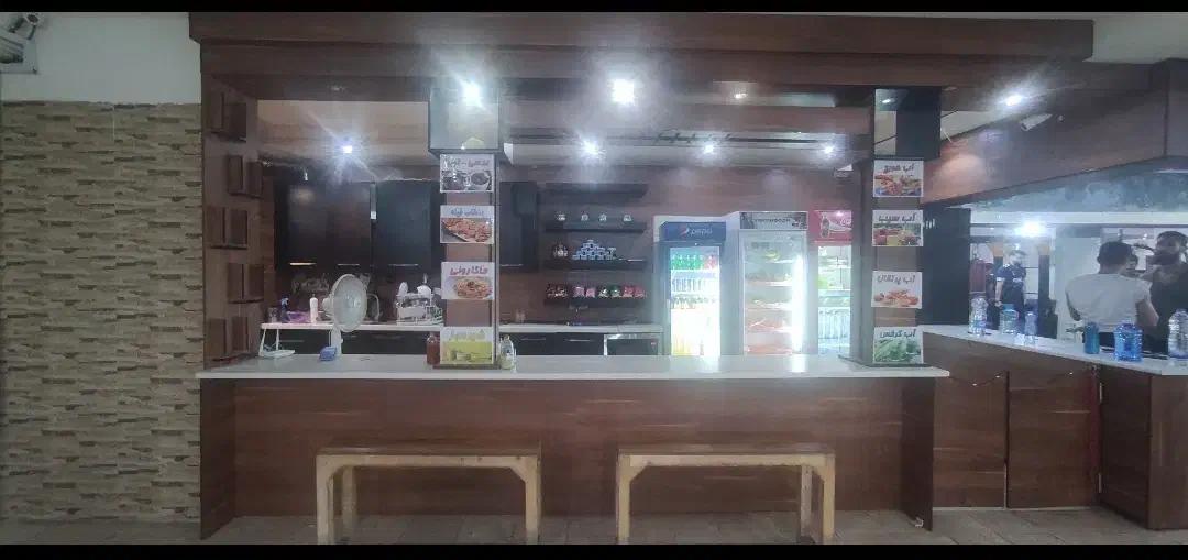 همکار جوان آقا جهت کار در بوفه باشگاه|استخدام خدمات فروشگاه و رستوران|کرج, گوهردشت|دیوار