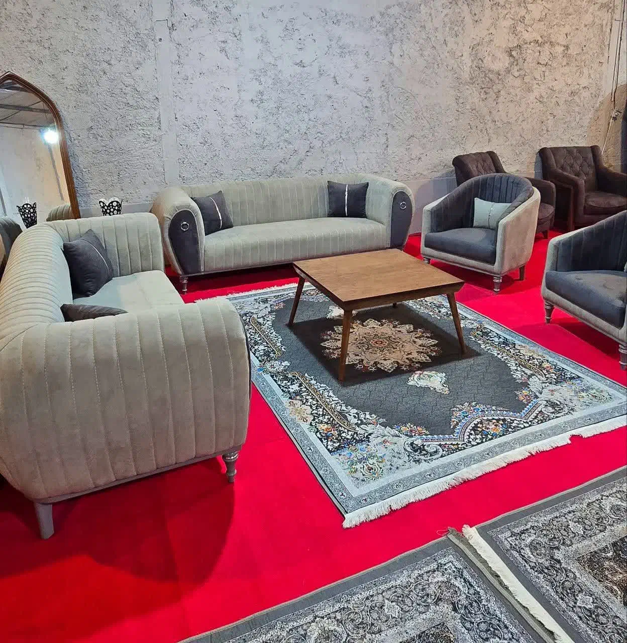 مبل|مبلمان خانگی و میز عسلی|خمینی‌شهر, |دیوار