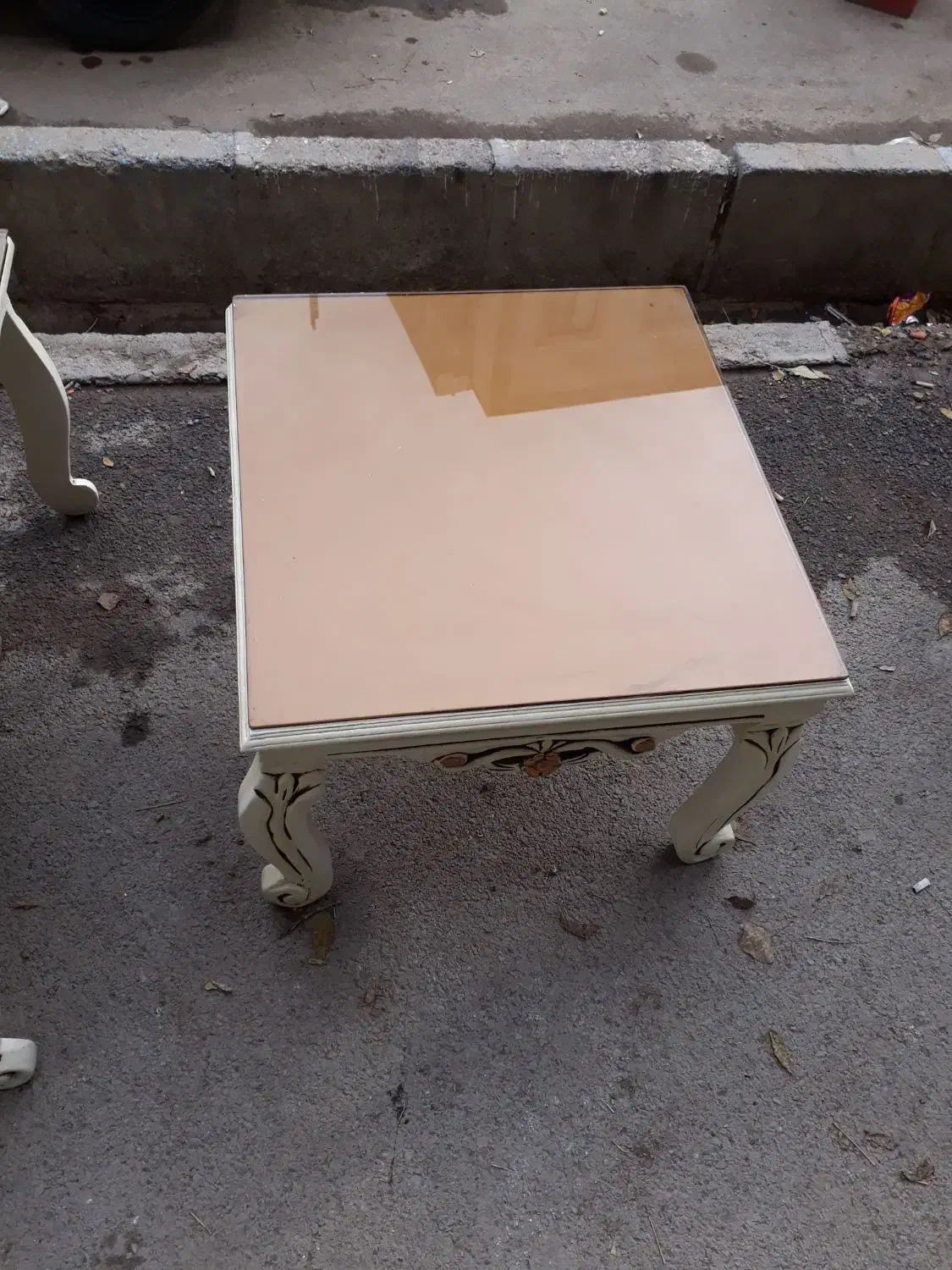 میزعسلی ۳عدد بزرگ وکوچک|مبلمان خانگی و میز عسلی|مشکیندشت, |دیوار