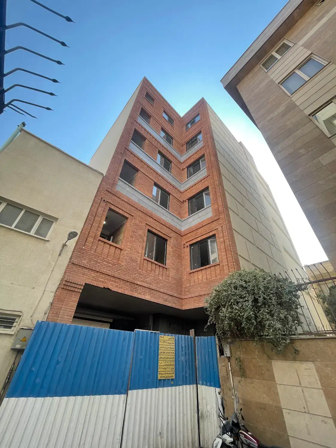 تهیه/توزیع شن/ماسه و گچ وهمه مصالح ساختمانی|مصالح و تجهیزات ساختمان|تهران, ظفر|دیوار