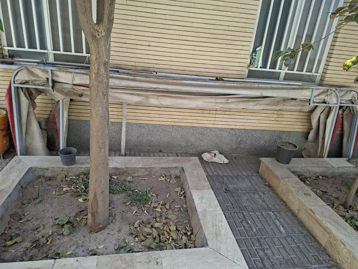 سایبان ۳ونیم متری|فروشگاه و مغازه|کرمان, |دیوار