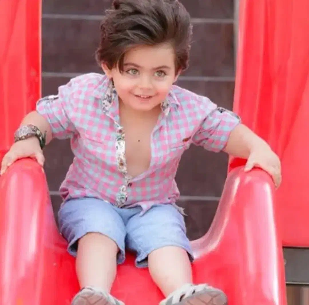 نیازمند پرستارخانم برای کودک|استخدام درمانی، زیبایی، بهداشتی|تهران, آجودانیه|دیوار