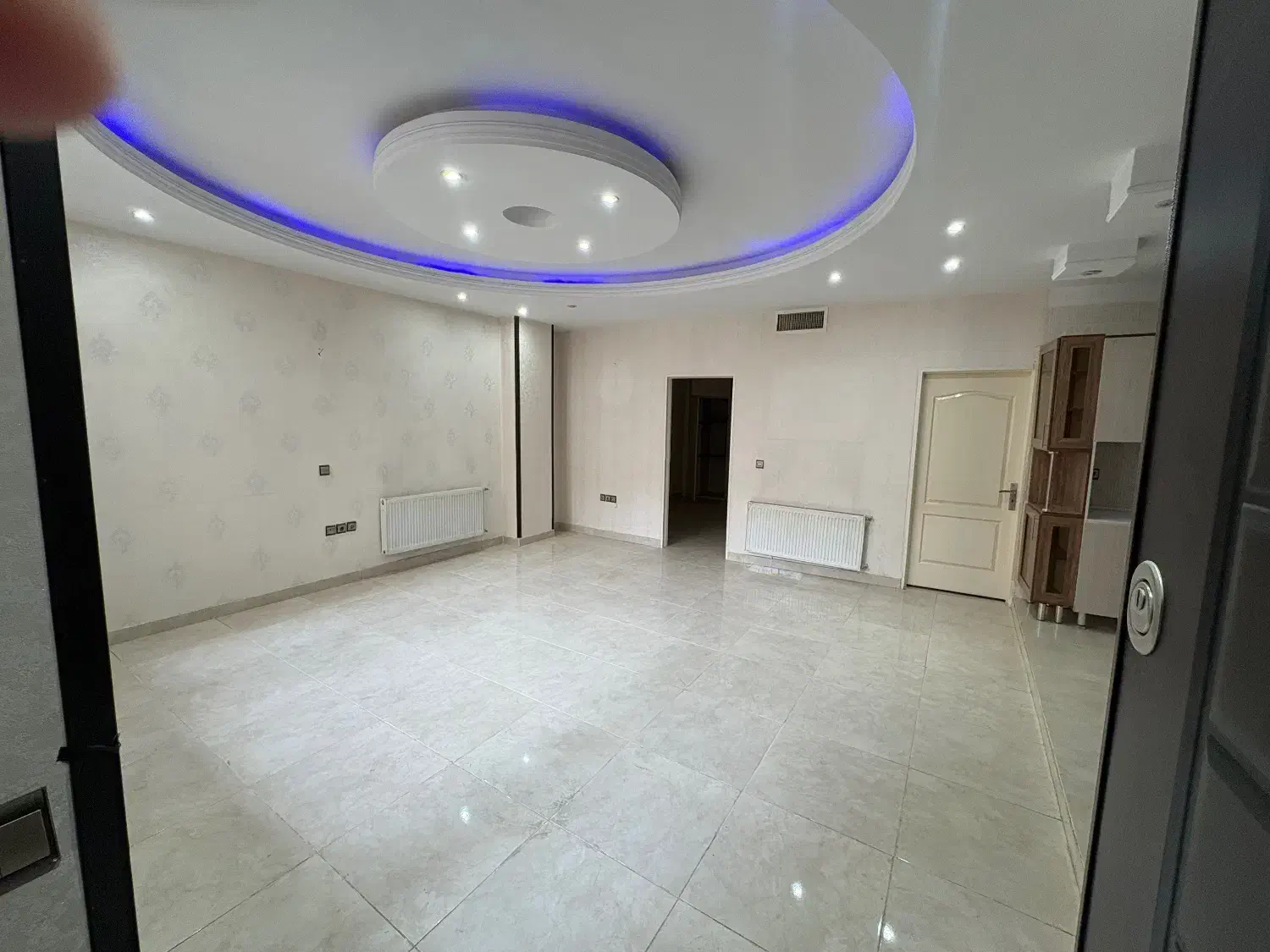 ۸۸متر، دو‌خواب ، مصباح|اجارهٔ آپارتمان|کرج, مصباح|دیوار