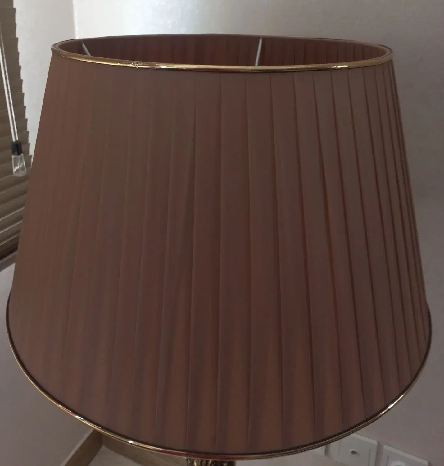 شید آباژور|چراغ خواب و آباژور|اندیشه, اندیشه فاز ۳|دیوار