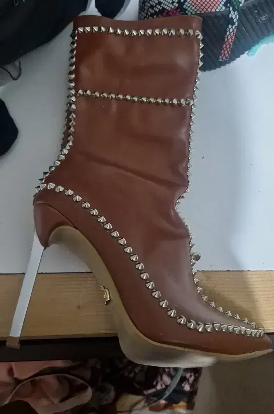 نیم بوت پاشنه بلند|کیف، کفش، کمربند|ایلام, |دیوار