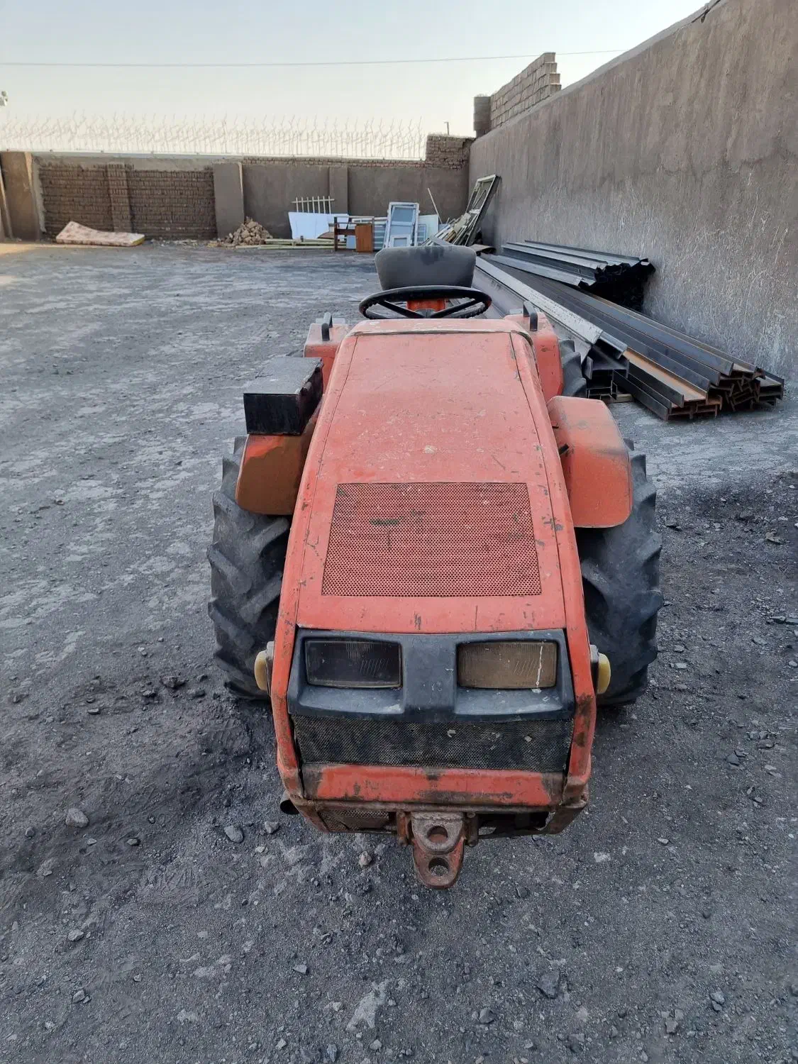 تراکتور کمرشکن ۳۴۱|خودرو سنگین|سبزوار, شهرک صنعتی فرودگاه|دیوار