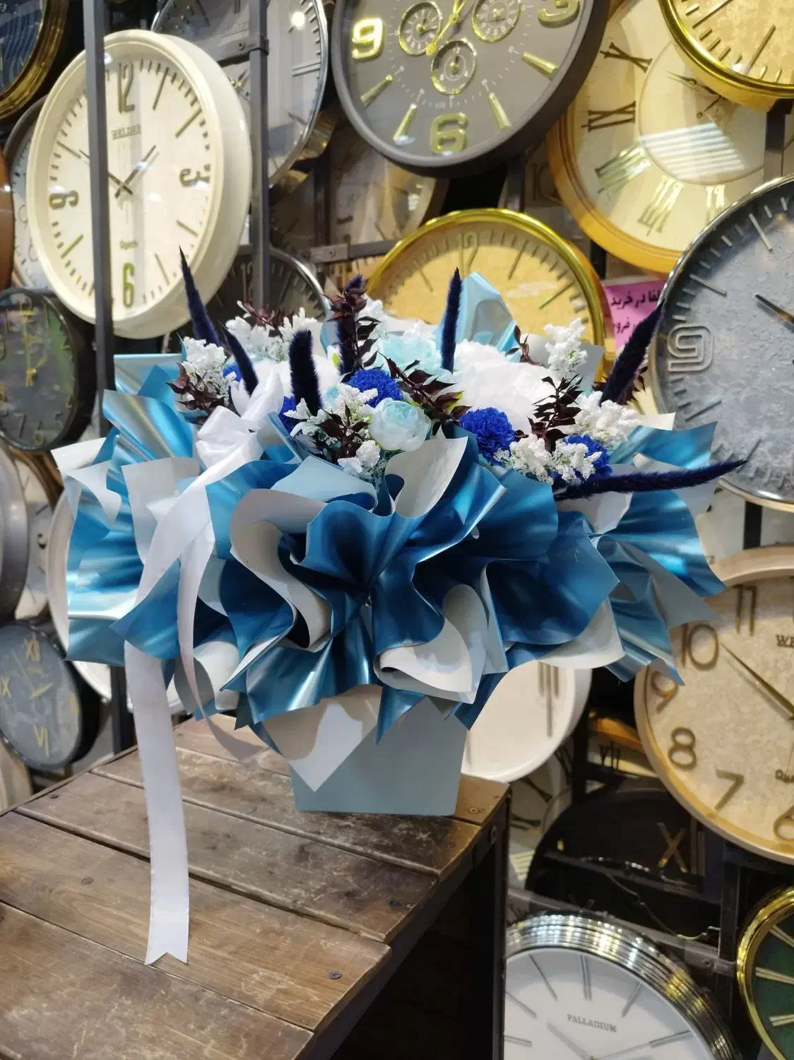 باکس هدیه|گل مصنوعی|فردیس, فردیس|دیوار