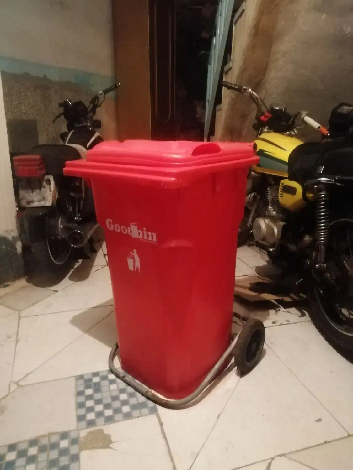 سطل زباله چرخ دار  120لیتری|لوازم نظافت|قم, قم نو|دیوار